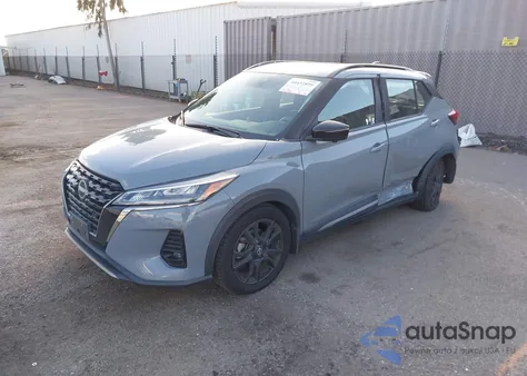 2022 Nissan Kicks Sr Xtronic Cvt z USA, uszkodzony, nr VIN 3N1CP5DV4NL518783